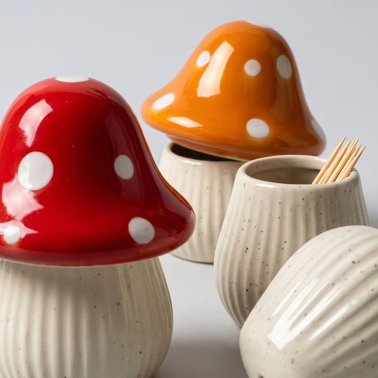Cartoon Mushroom Ceramic Stora - Kitchen Gadgets Organizer ulasan dan harga